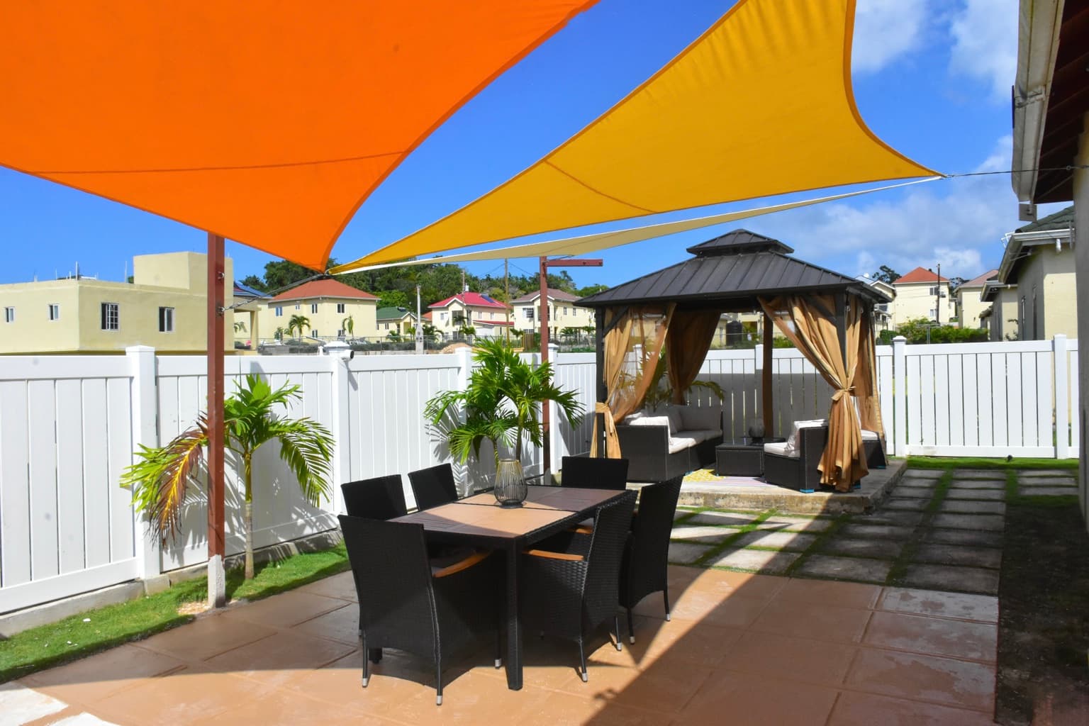Sunset Sails Villa